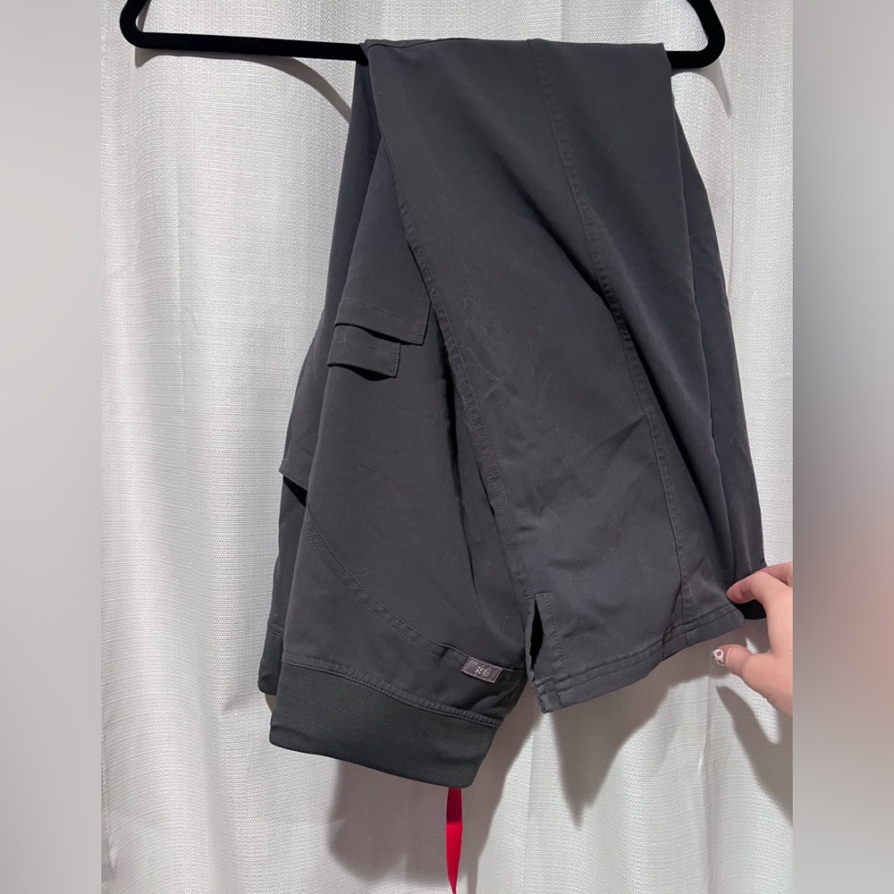 Women’s Charcoal Kade Cargo Scrub Pants